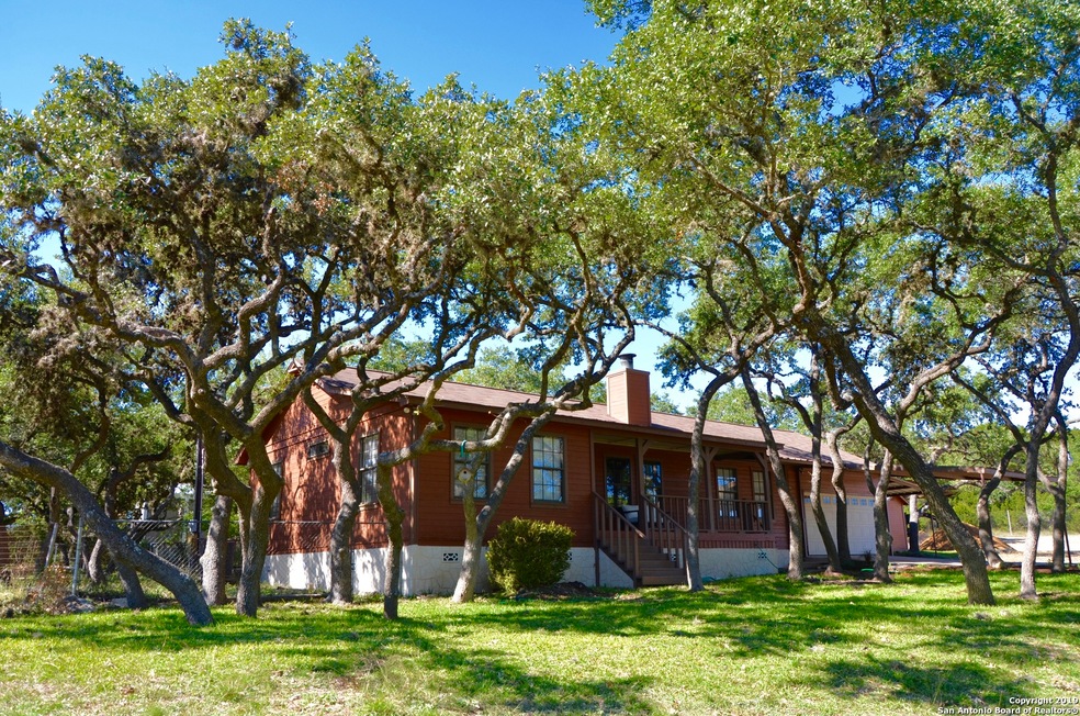 26807 Interstate 10 W unit 3 & 4, Boerne, TX 78006 - photo 1