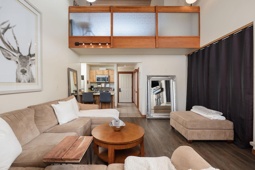 18575 SW Century Dr #729 (3 of 19)