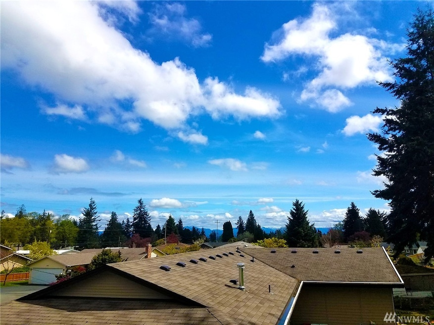 8423 8th Place SE, Everett, WA 98208 - photo 1