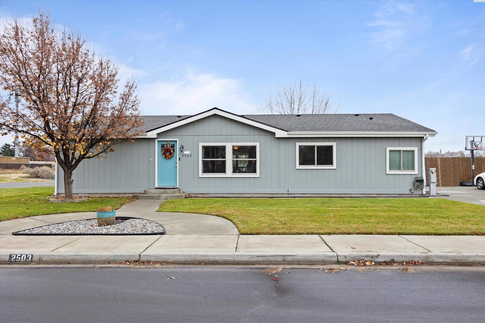 2503 Glen Briar Ln, Richland, WA 99352 - photo 1