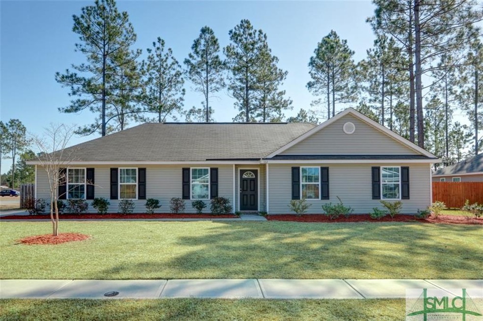 Come Home to 102 Long Pine Dr  Springfield, Ga  31