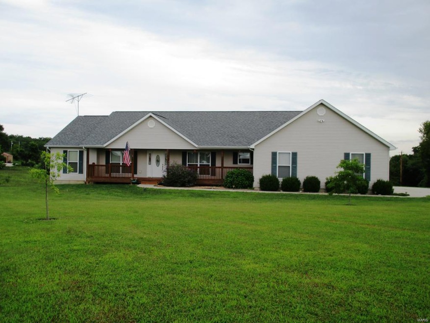 17450 Koch Creek Rd, Marthasville, MO 63357 - photo 1