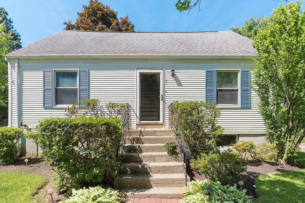 6 Tudor Ln, Ashland, MA 01721 - photo 1