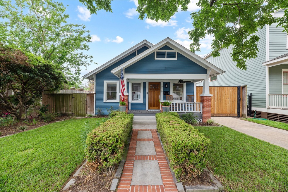 1715 Blount St, Houston, TX 77008 - photo 1