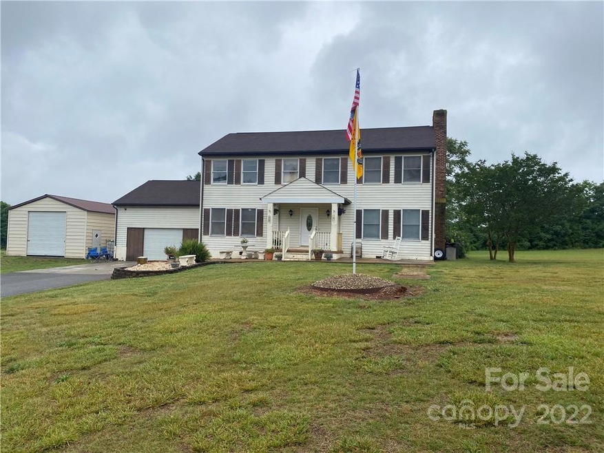 138 Lone Pine Rd, Statesville, NC 28625 - photo 1