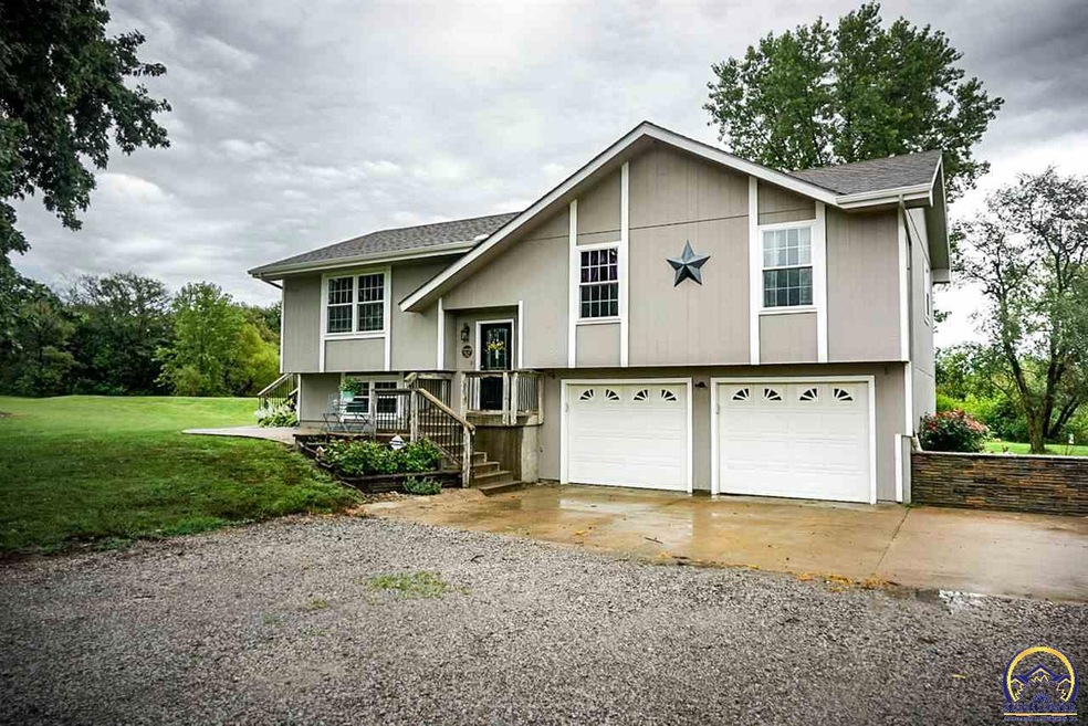 12831 126th Rd, Hoyt, KS 66440 - photo 1