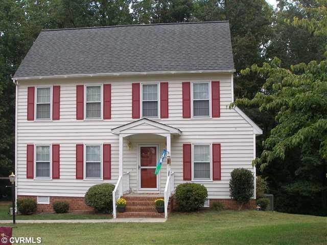 Exterior Front - At the end of the cul-de-sac with