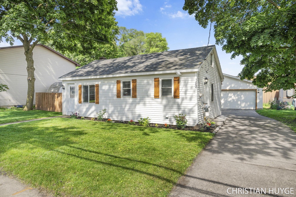 3-web-or-mls-A7403864