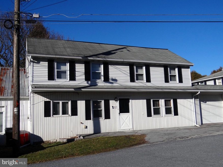 103 S Walnut St, Morgantown, PA 19543 - photo 1