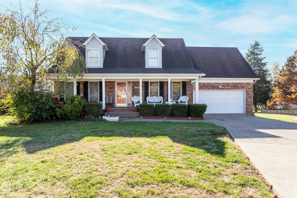 8704 Nansen Ct, Louisville, KY 40228 - photo 1