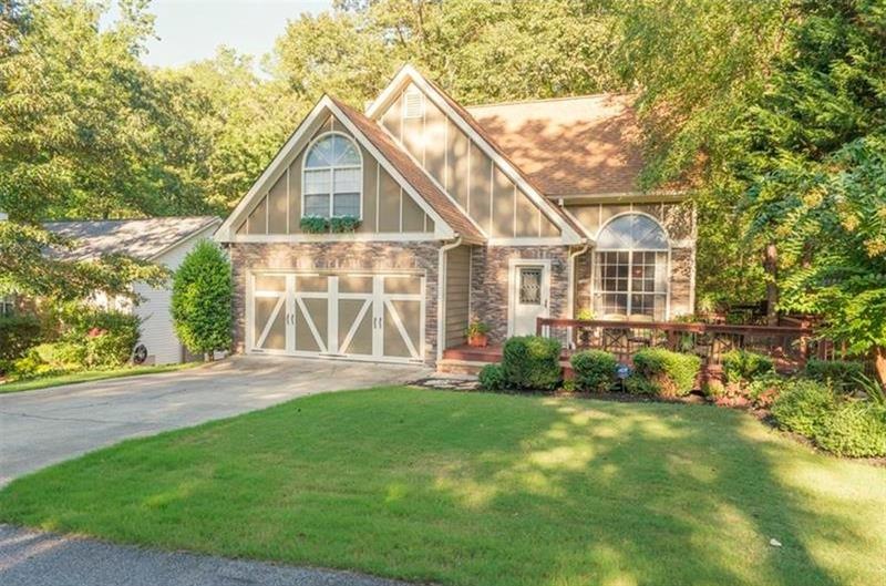 Welcome to your new HOME near the LAKE