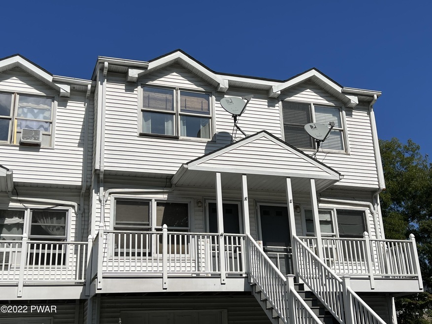 125 Sawkill Unit K Ave, Milford, PA 18337 - photo 1