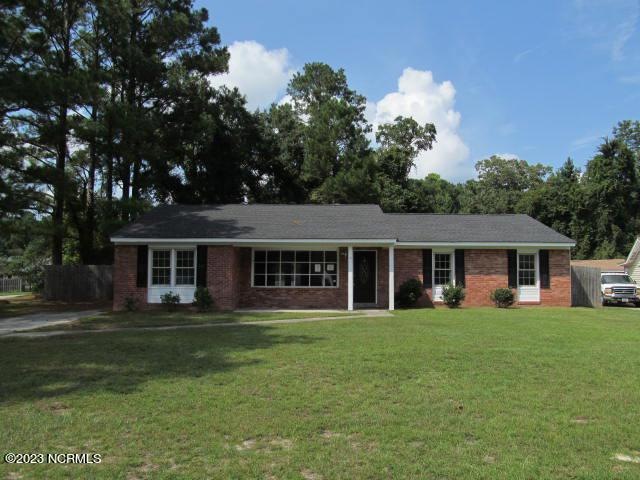 3001 Country Club Rd, Jacksonville, NC 28546 - photo 1