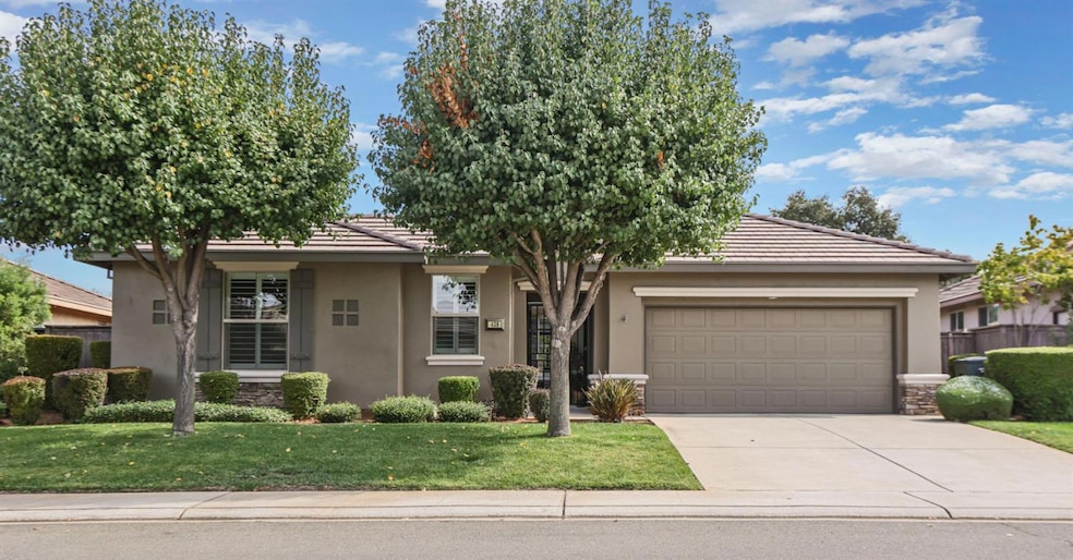 For Sale $629,000 • Co-Listing Agent