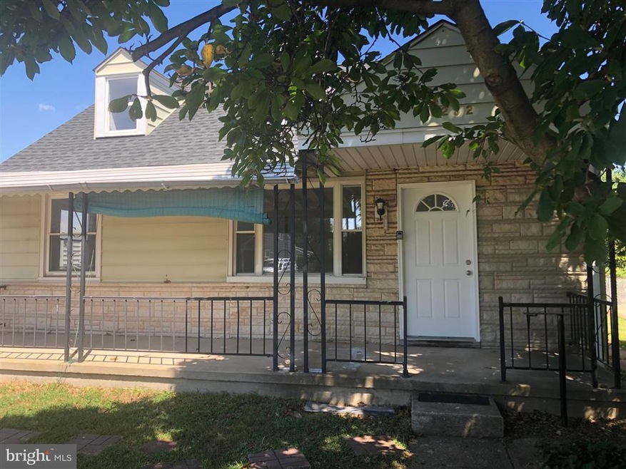 8232 Cornwall Rd, Dundalk, MD 21222 - photo 1