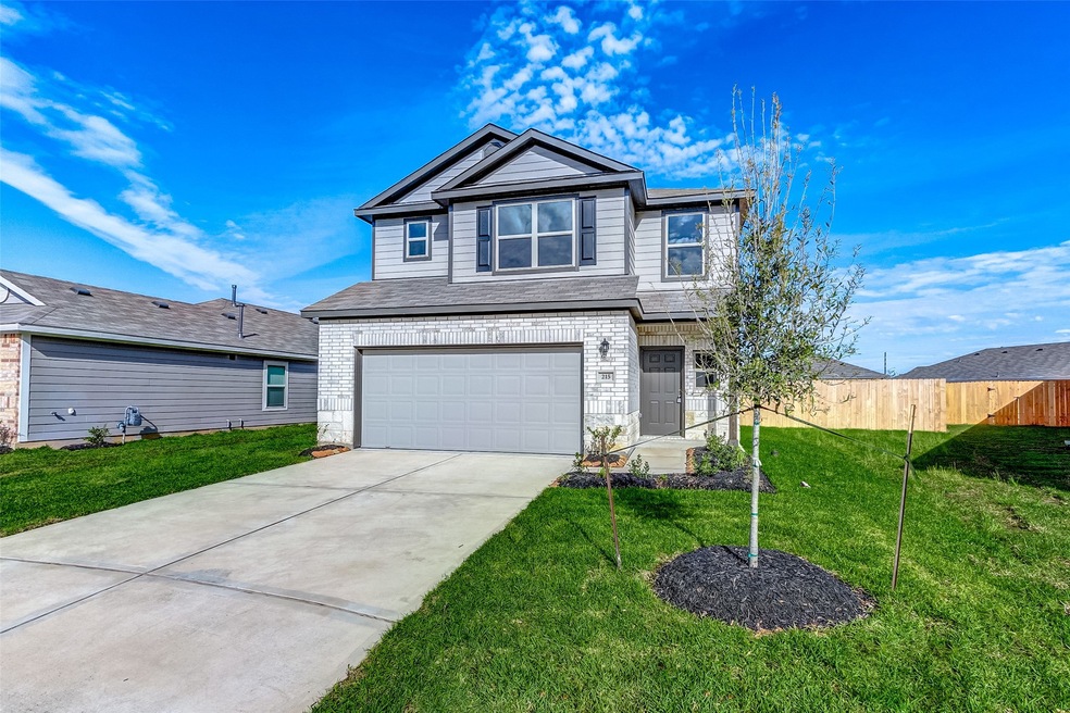 215 Bellewood Manor Dr, Magnolia, TX 77354 - photo 1