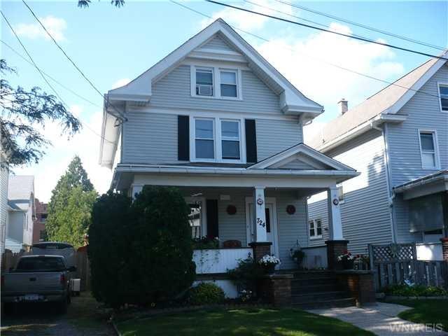 Exterior Front. Great 4 bedroom home with new viny