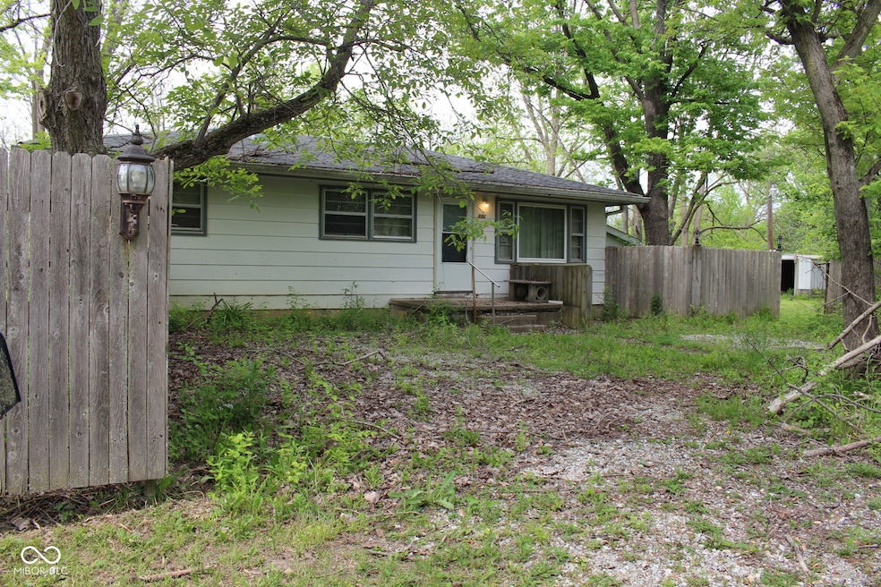 338 E Park St, Westfield, IN 46074 - photo 1