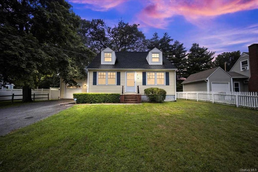 19 Lakeview Ave, Poughkeepsie, NY 12601 - photo 1