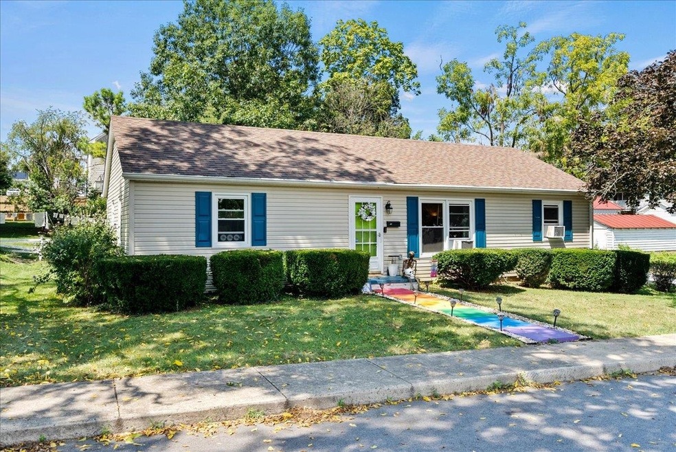 16 Trenary St, Staunton, VA 24401 - photo 1