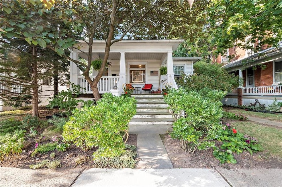 515 Juniper St, Quakertown, PA 18951 - photo 1