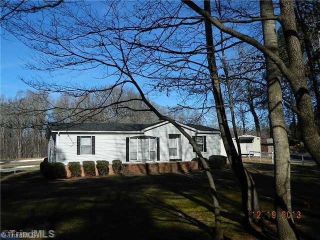 832 Nc Highway 62 W, Greensboro, NC 27406 - photo 1