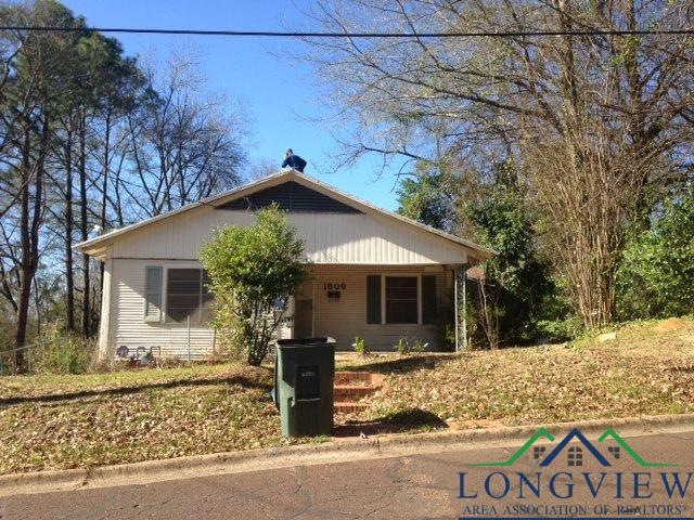 1509 Martin Luther King Junior Blvd, Nacogdoches, TX 75961 - photo 1