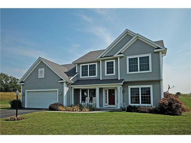 Exterior Front Front view of 5151 Fieldstone Trail
