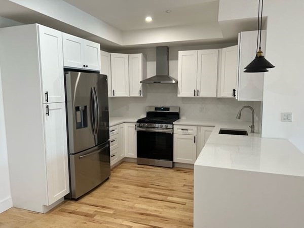 178 Washington Ave unit 202, Chelsea, MA 02150 - photo 1