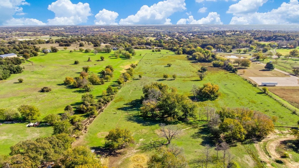 2512 Hawkins Lilly Rd, Weatherford, TX 76085 - photo 1