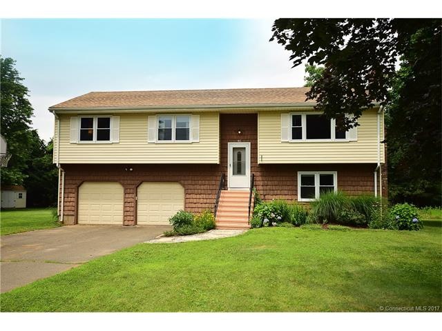 Welcome home to 45 Randall Cir, located on a cul-d