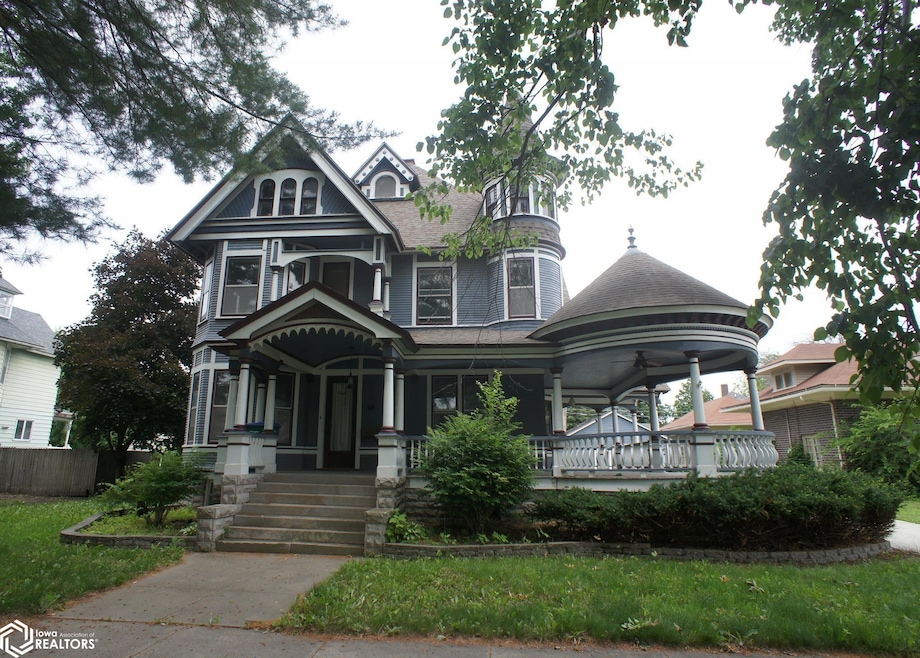 For Sale $289,000