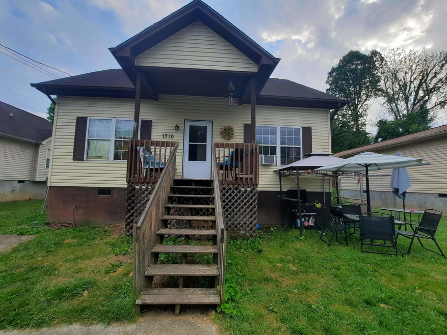 1710 Daytona Ct, Johnson City, TN 37601 - photo 1