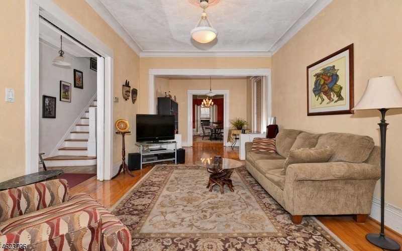 266 Woodlawn Ave, Jersey City, NJ 07305 - photo 1