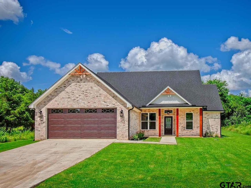 For Sale $325,000 • Co-Listing Agent