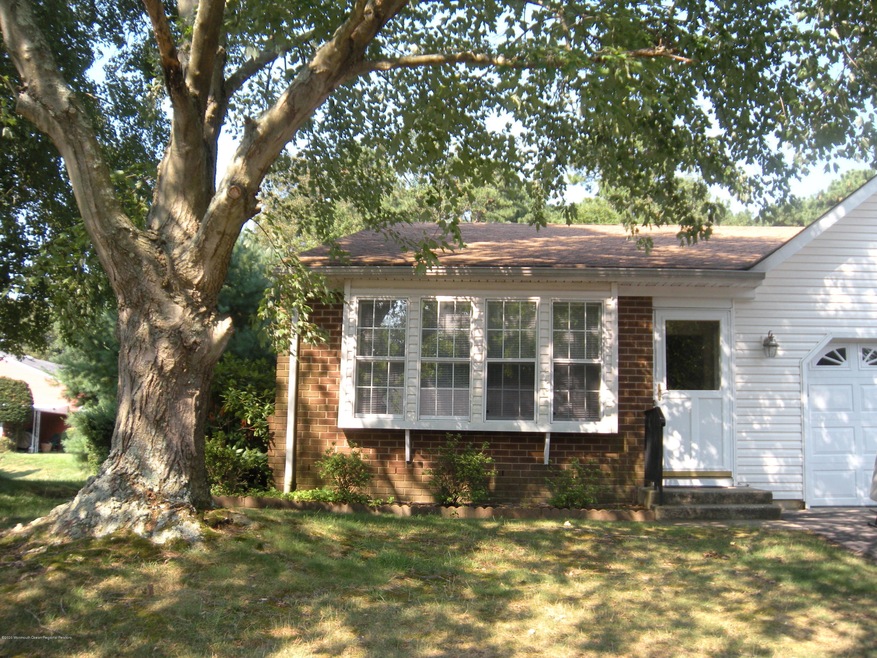 14 Pembroke Ln unit A, Whiting, NJ 08759 - photo 1