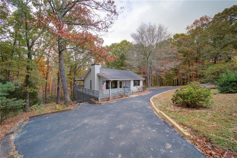 139 Terrys Place, Cleveland, GA 30528 - photo 1