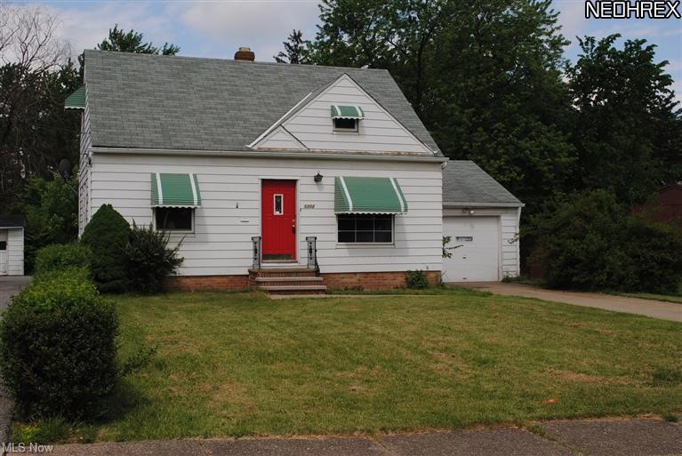 5202 Henry St, Maple Heights, OH 44137 - photo 1