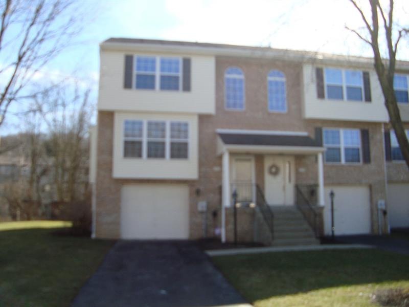 3084 Meadowbrook Court, Gibsonia