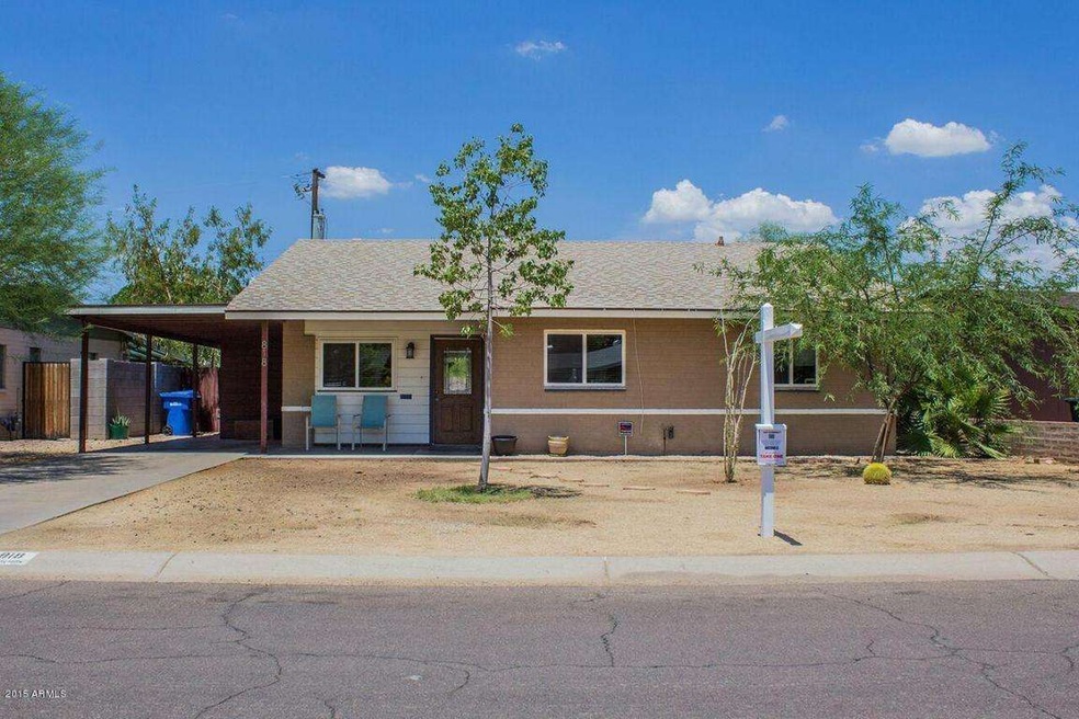 1 - Exterior Front 1 B-0896