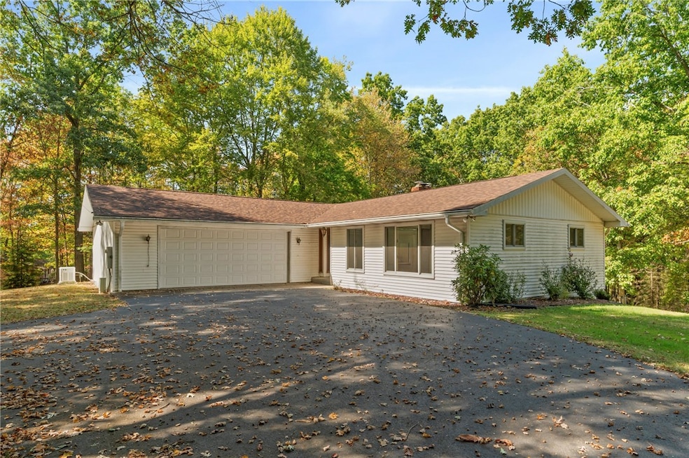 595 Euclid Rd, West Sunbury, PA 16061 - photo 1