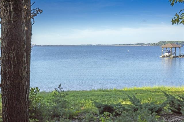 18205 Town Harbour Rd unit 618, Cornelius, NC 28031 - photo 1