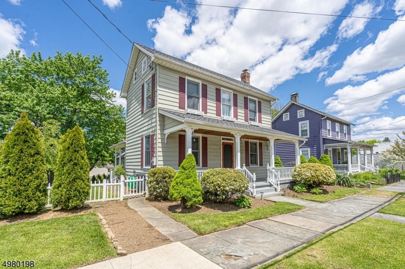 82 Main St, Bloomsbury, NJ 08804 - photo 1