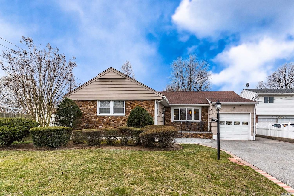 3152 Brower Ave, Oceanside, NY 11572 - photo 1