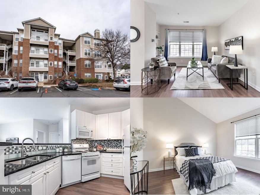 4200 Mozart Brigade Ln unit T, Fairfax, VA 22033 - photo 1