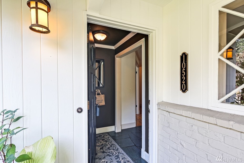 10520 Alan a Dale Place, Edmonds, WA 98020 - photo 1