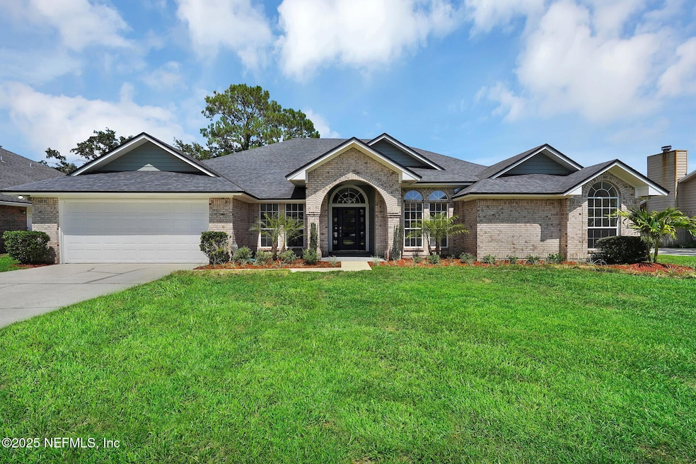 1-web-or-mls-9209 Jaybird_001