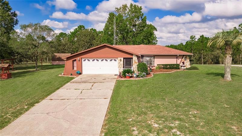 1688 SW Timberlake Rd, Dunnellon, FL 34431 - photo 1