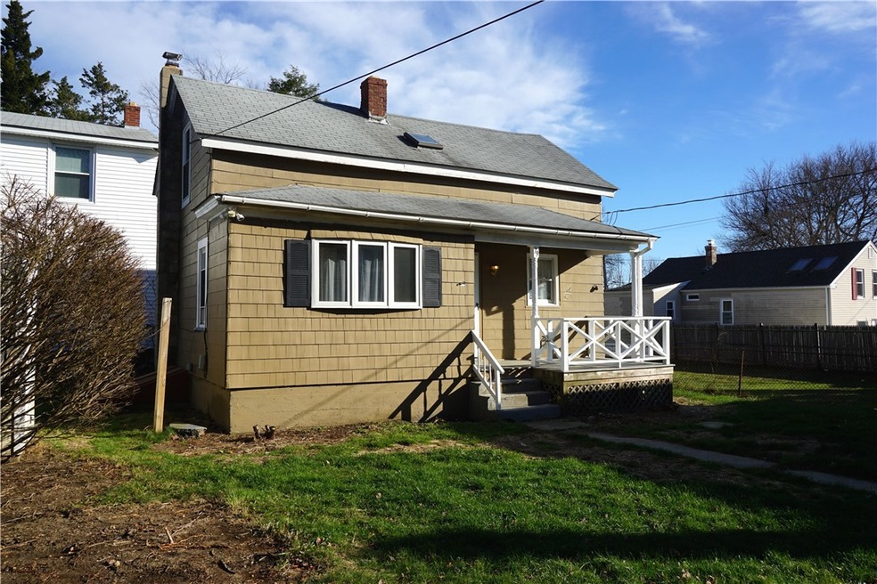 79 Read Ave, Coventry, RI 02816 - photo 1