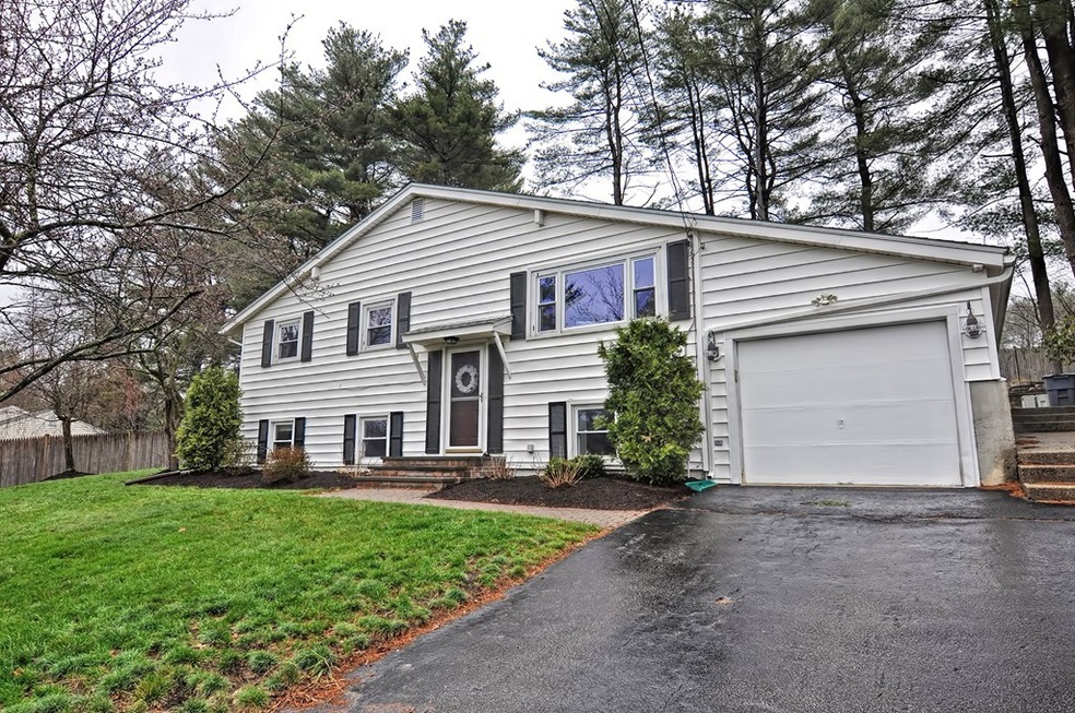 5 Royal Ct, Franklin, MA 02038 - photo 1